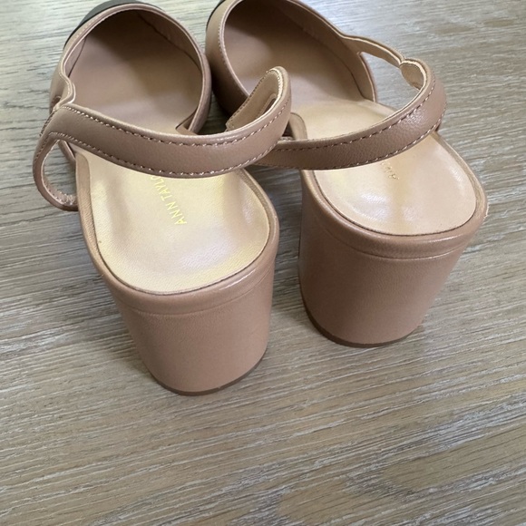 NEW Ann Taylor women’s tan black cap toe sling back heels shoes pumps size 8.5 - Picture 4 of 6